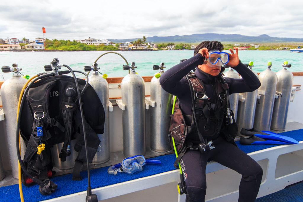 Aqua Diving Platform